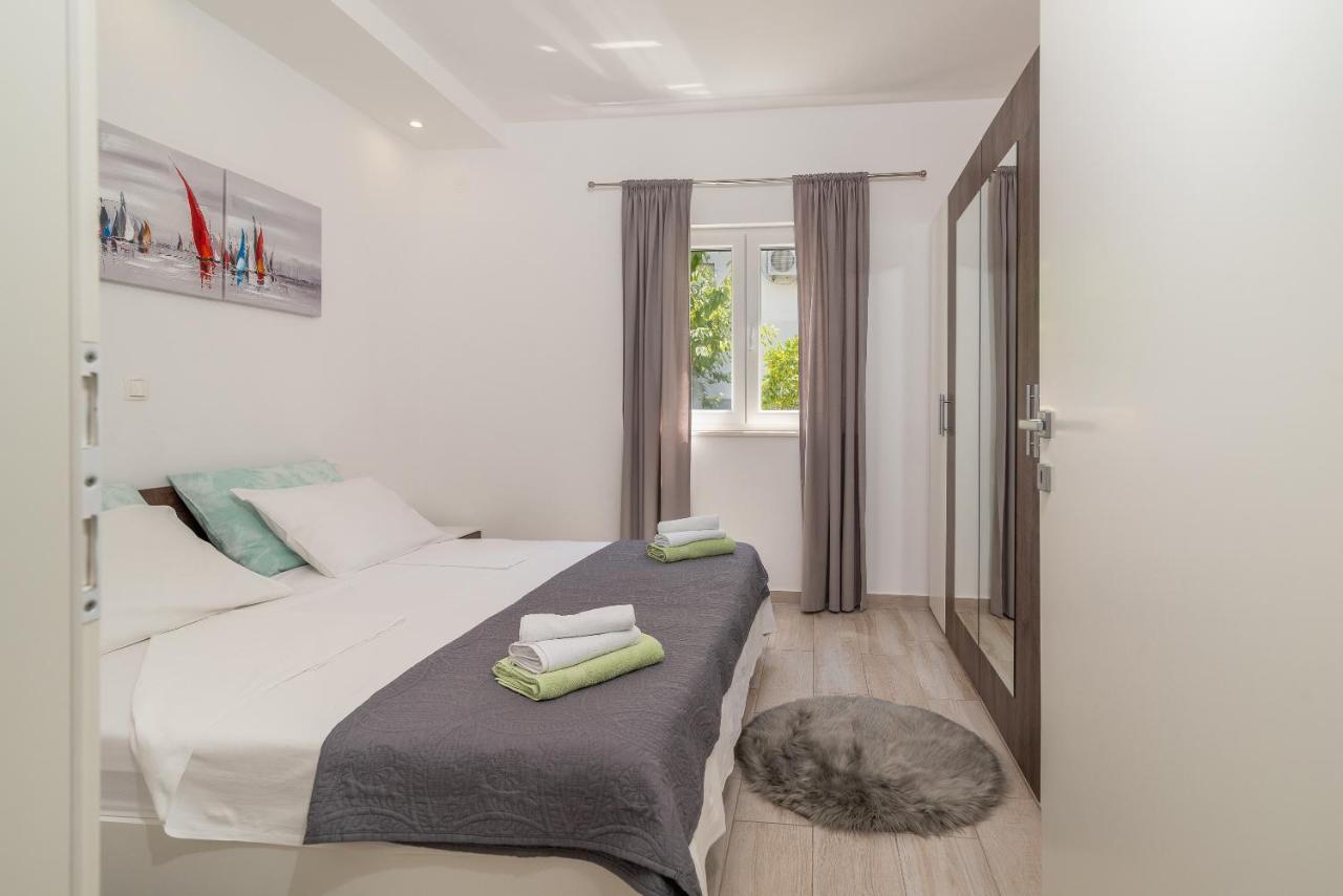 Apartment Ela Трогир Экстерьер фото