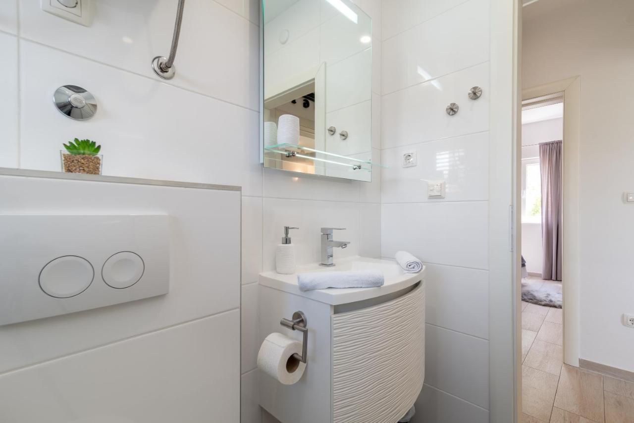 Apartment Ela Трогир Экстерьер фото