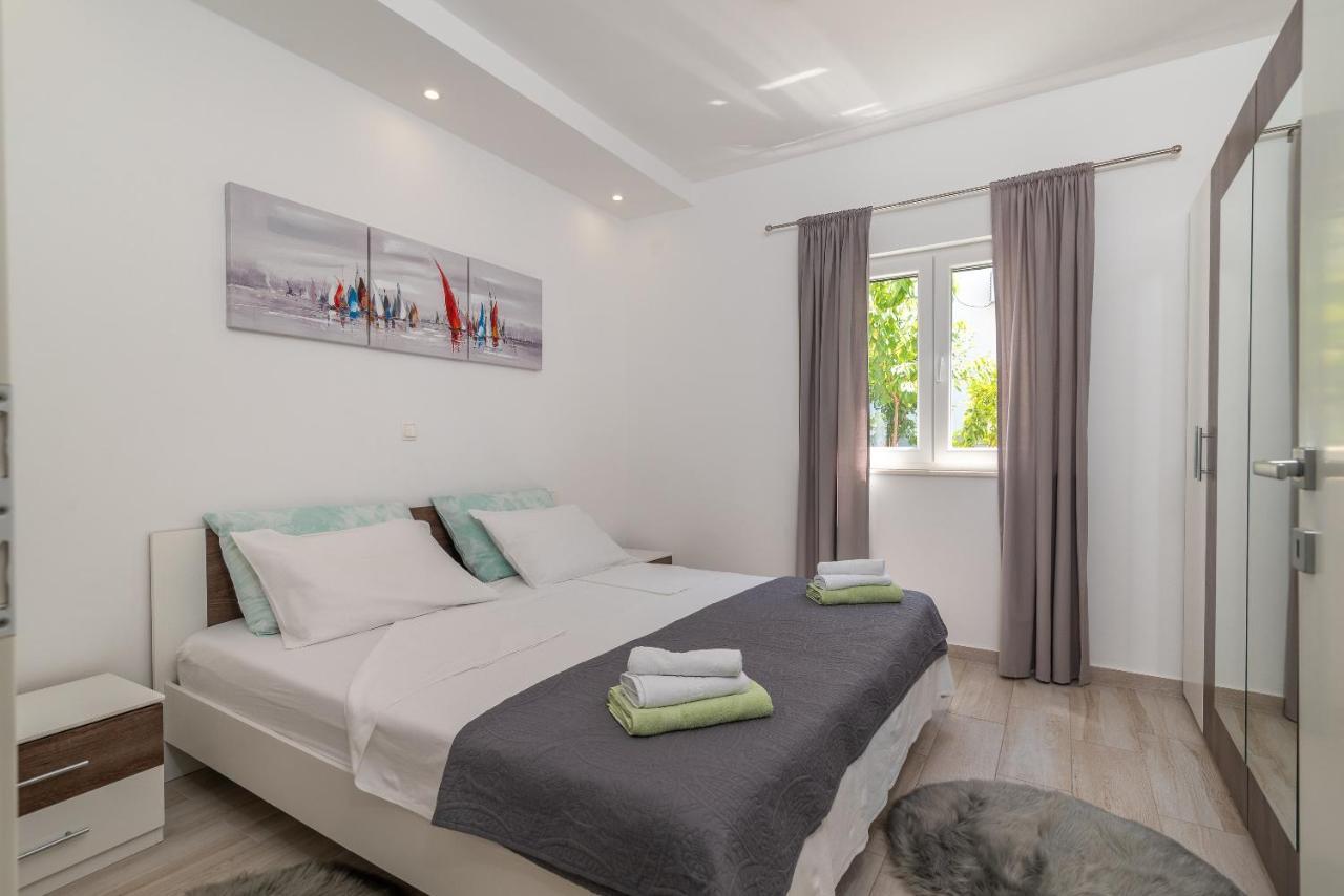 Apartment Ela Трогир Экстерьер фото