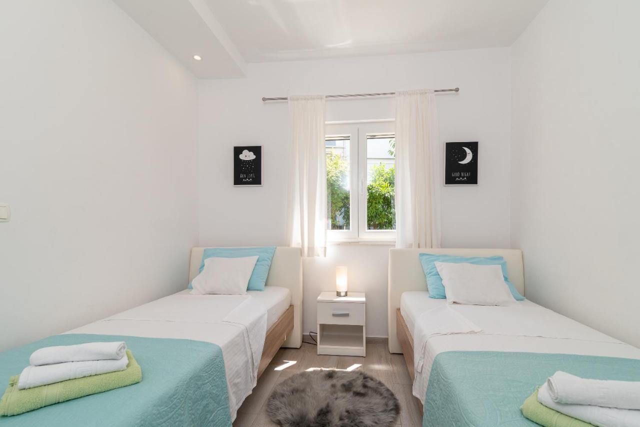Apartment Ela Трогир Экстерьер фото