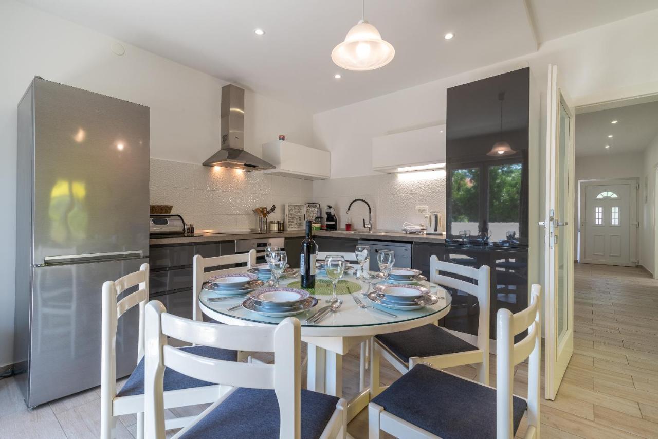 Apartment Ela Трогир Экстерьер фото